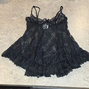 (J37) Secret Treasures Midnight Lace Top Underwire Cups Sz M